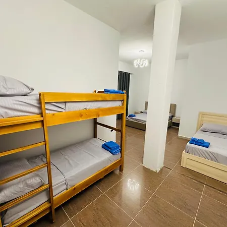 Sarda 3* Deja's Ford